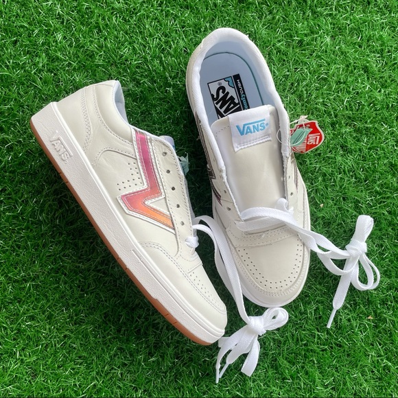 Vans Lowland Rainbow - Picture 2 of 6